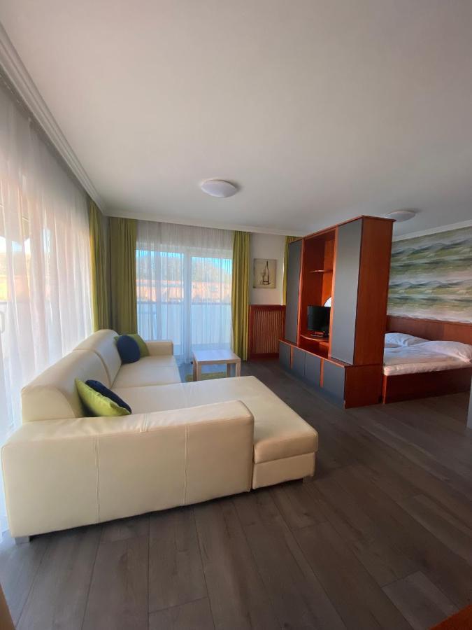 Cafe Relax Apartments Hévíz Dış mekan fotoğraf