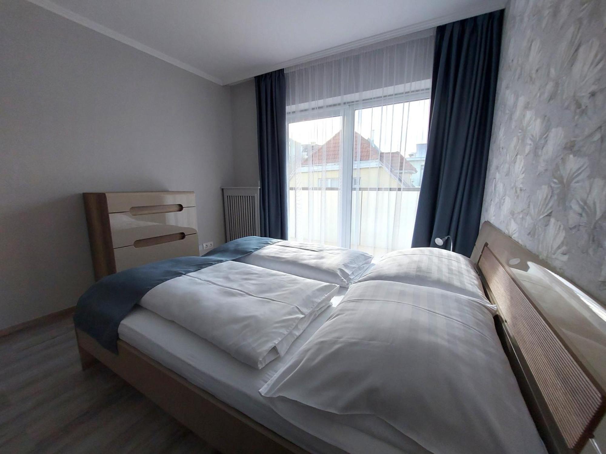 Cafe Relax Apartments Hévíz Dış mekan fotoğraf