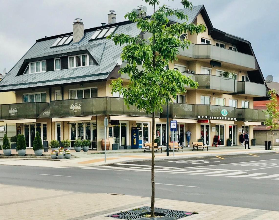 Cafe Relax Apartments Hévíz Dış mekan fotoğraf