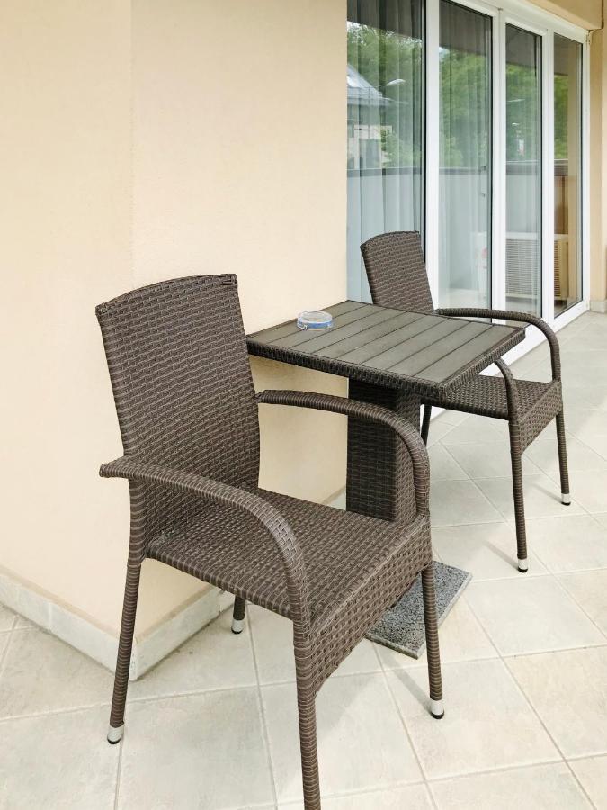 Cafe Relax Apartments Hévíz Dış mekan fotoğraf